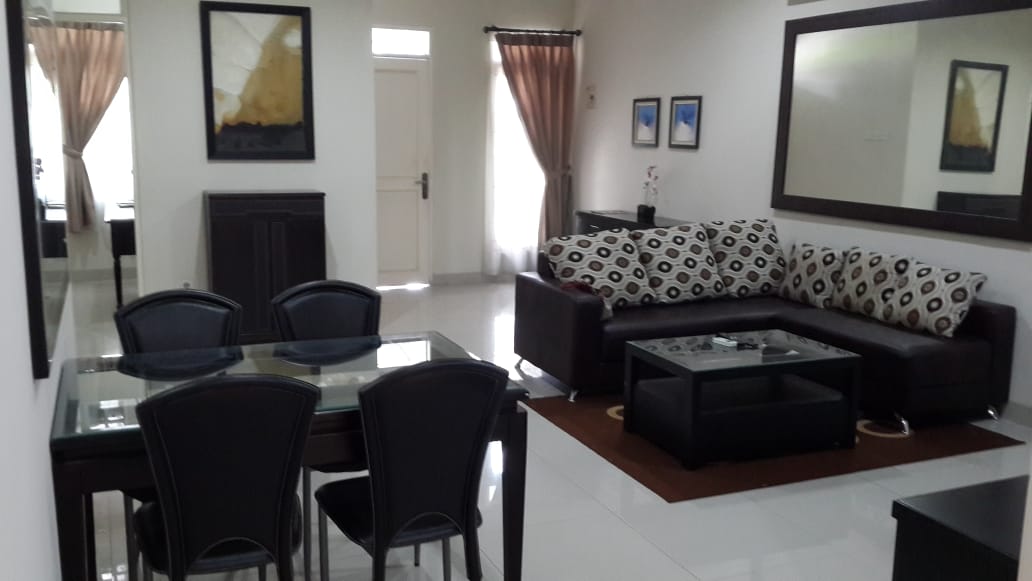 Rumah Disewakan Fully Furnished di Meadow Green Lippo Cikarang